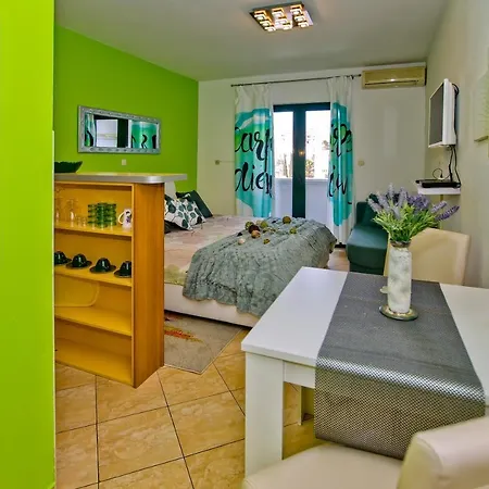 Affittacamere Art Deco Pape *